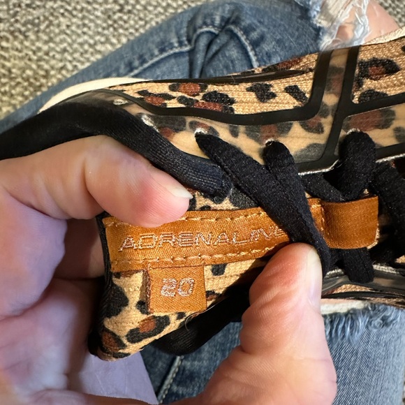 Brook’s Adrenaline 20 Run Wild - Picture 8 of 9